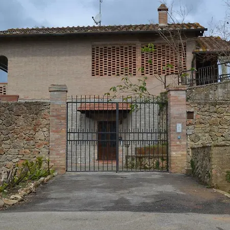Casa Vacanze Anna Maria Sienne